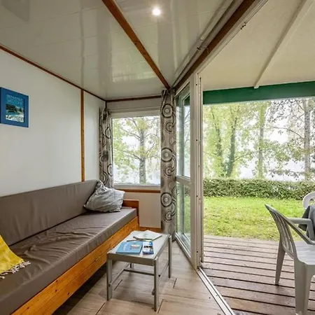 Cosy 6 Pers Avec Terrasse Et Salon De Jardin - Api-1-52-633 * Badefols-sur-Dordogne