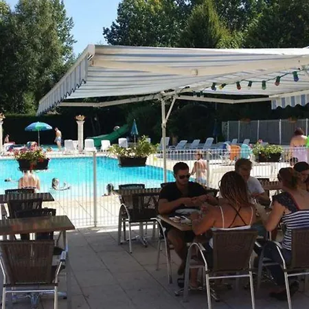 Cosy 6 Pers Avec Terrasse Et Salon De Jardin - Api-1-52-633 *