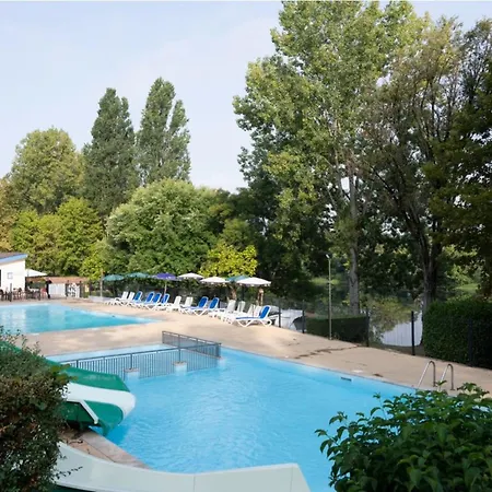 Cosy 6 Pers Avec Terrasse Et Salon De Jardin - Api-1-52-633 Campingplatz *